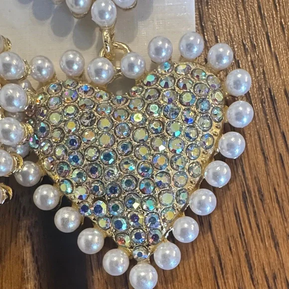 Fashion - Picture 3 of 3